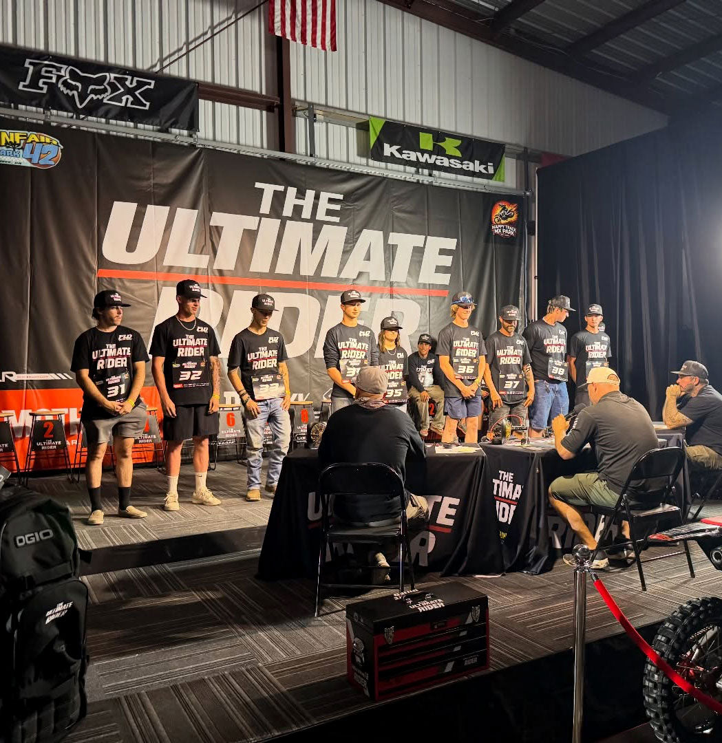 ABOUT – The Ultimate Rider